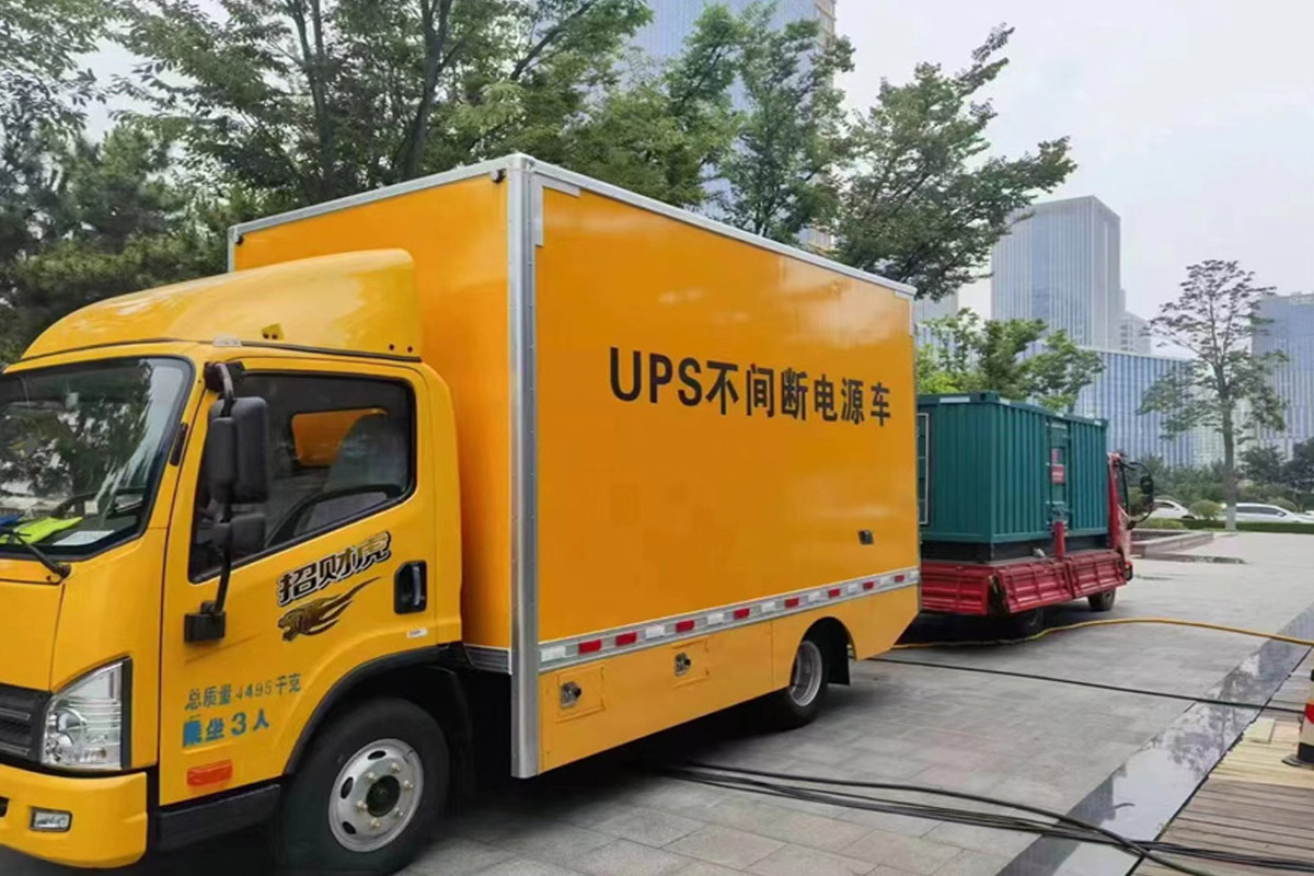 红山发电机租赁施工现场